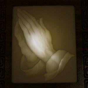  "Hands in prayer" lithophane